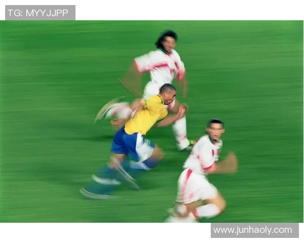 如何创作足球明星壁画的详细步骤与技巧分享